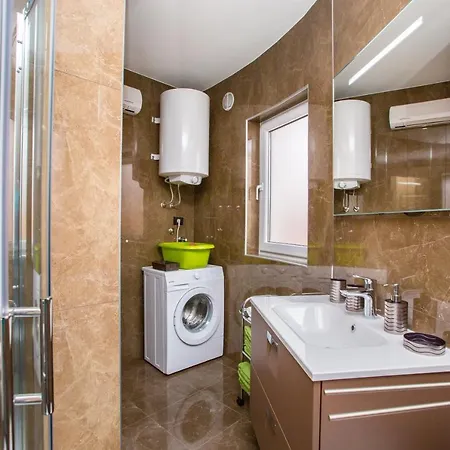 Marijan Apartment